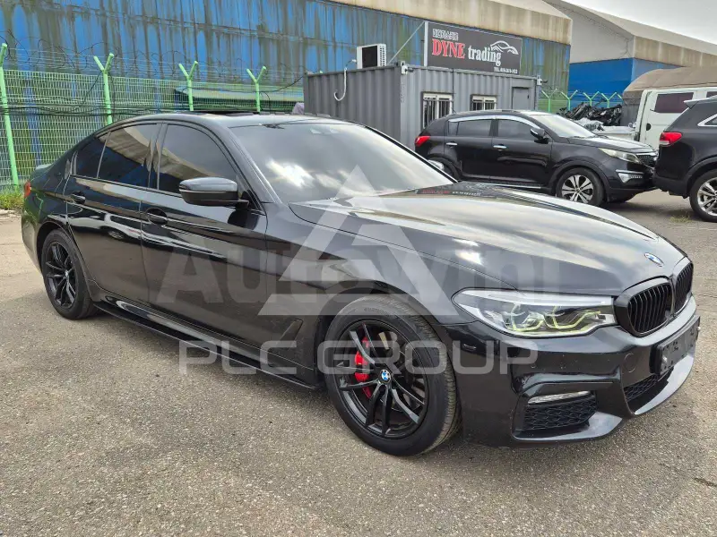 2017 BMW 523