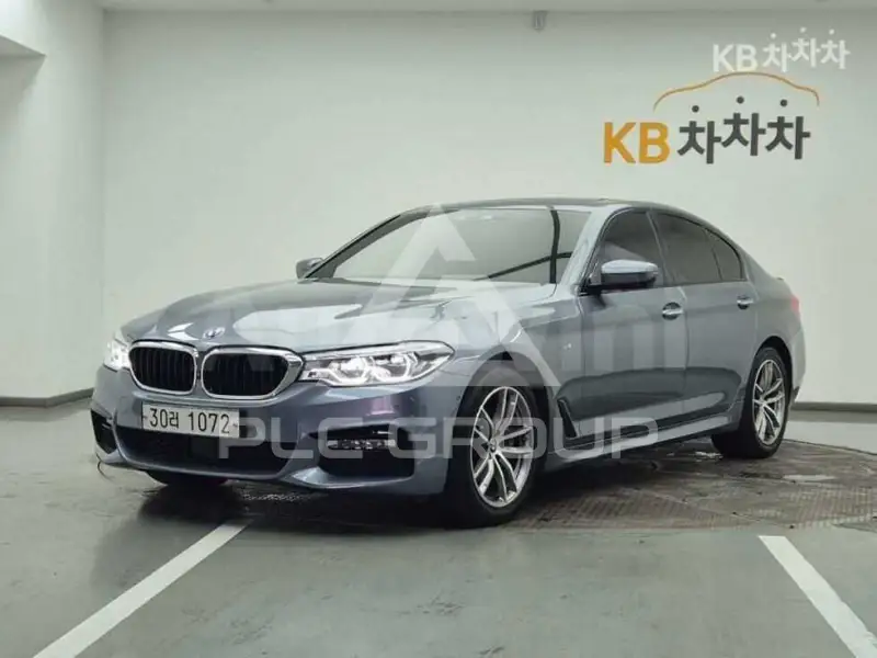 2017 BMW 523