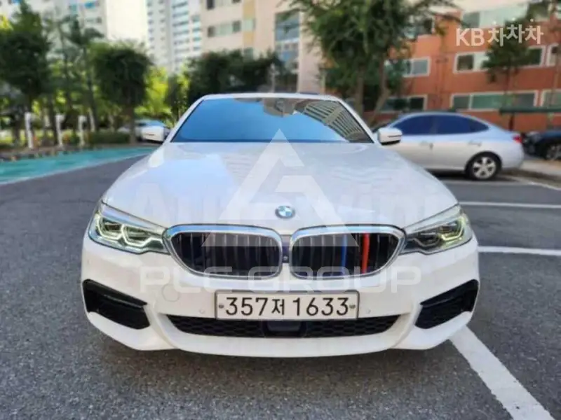 2017 BMW 523