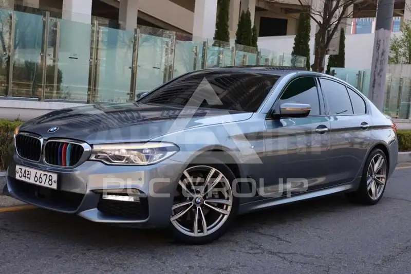 2017 BMW 523