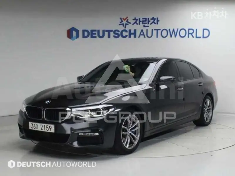 2017 BMW 523