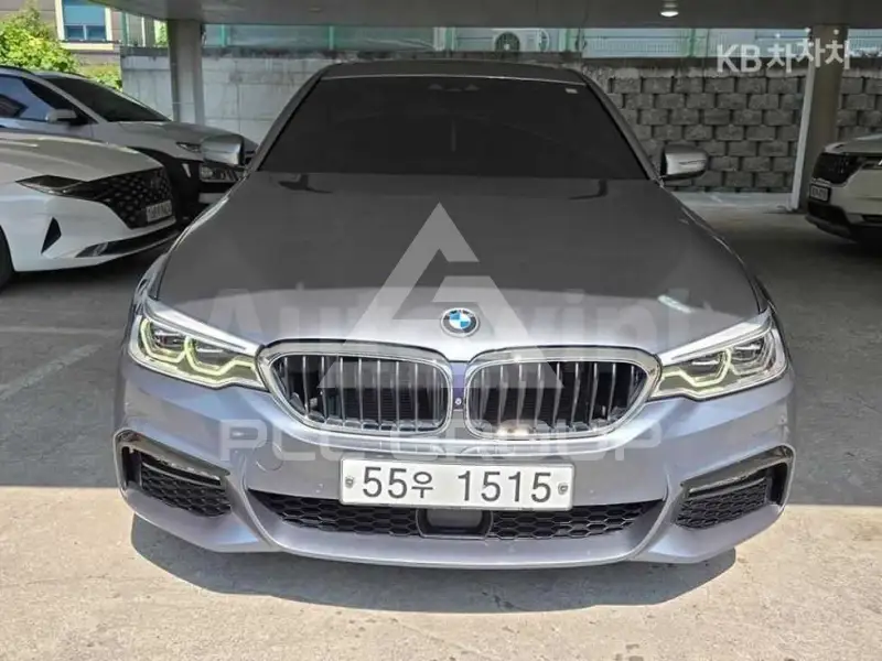 2017 BMW 523