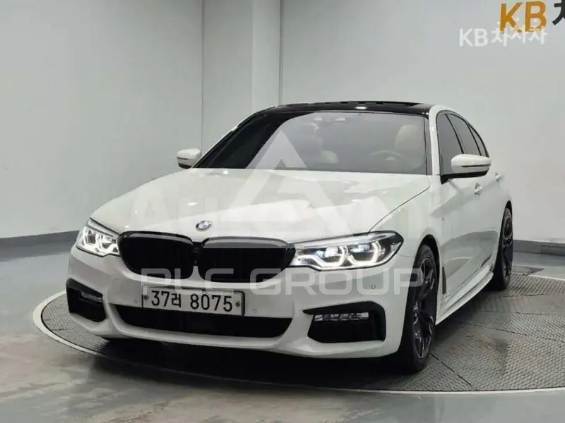 2017 BMW 523