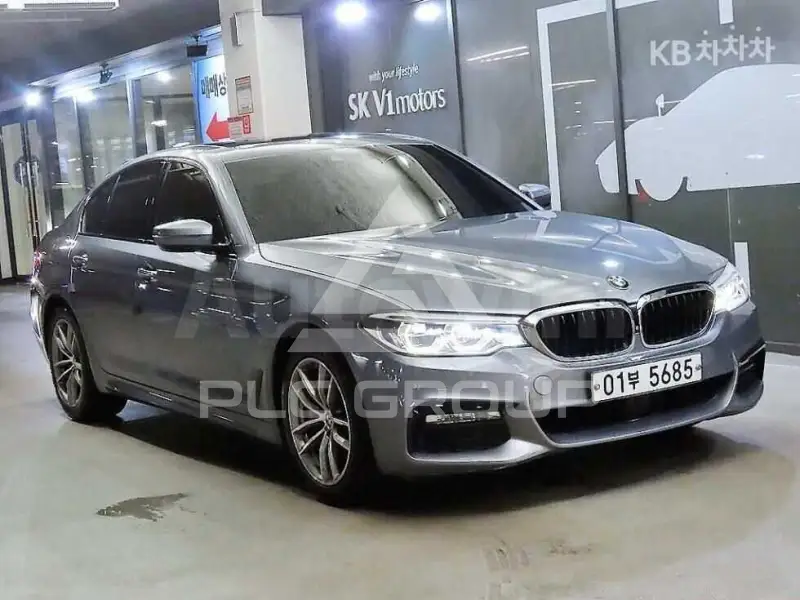 2017 BMW 523