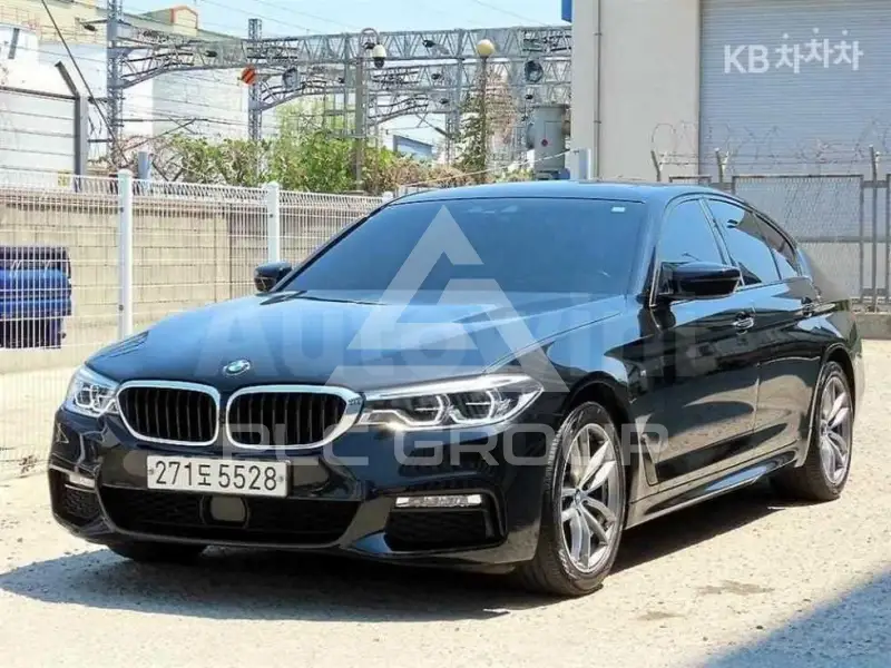 2017 BMW 523