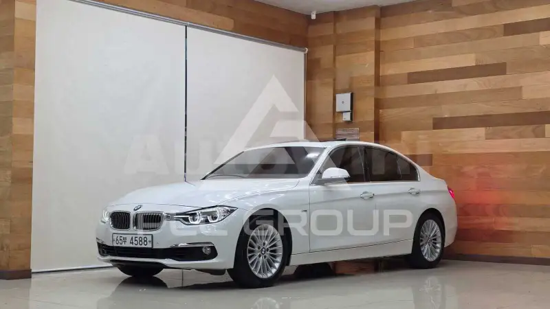 2017 BMW 330