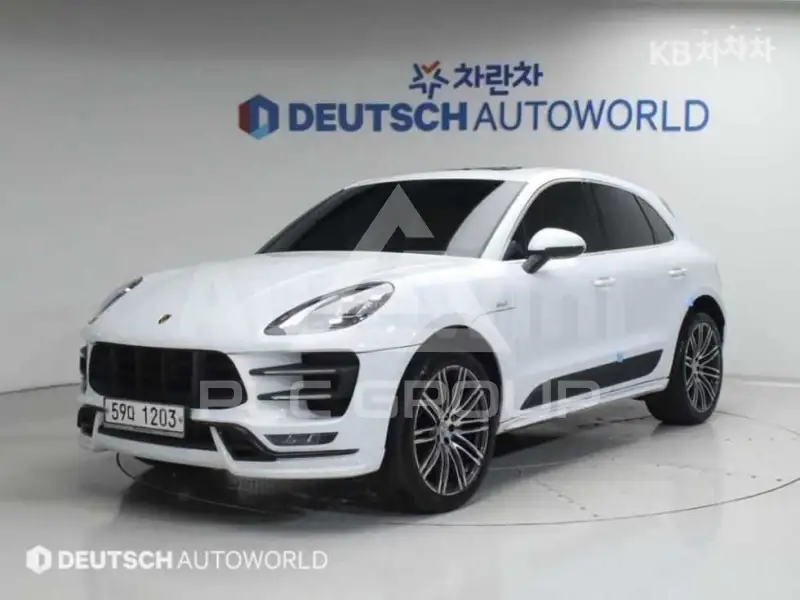 2017 Porsche MACAN