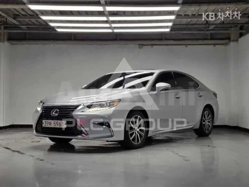 2017 Lexus ES