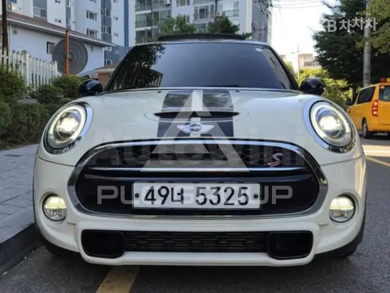 2017 Mini COOPER