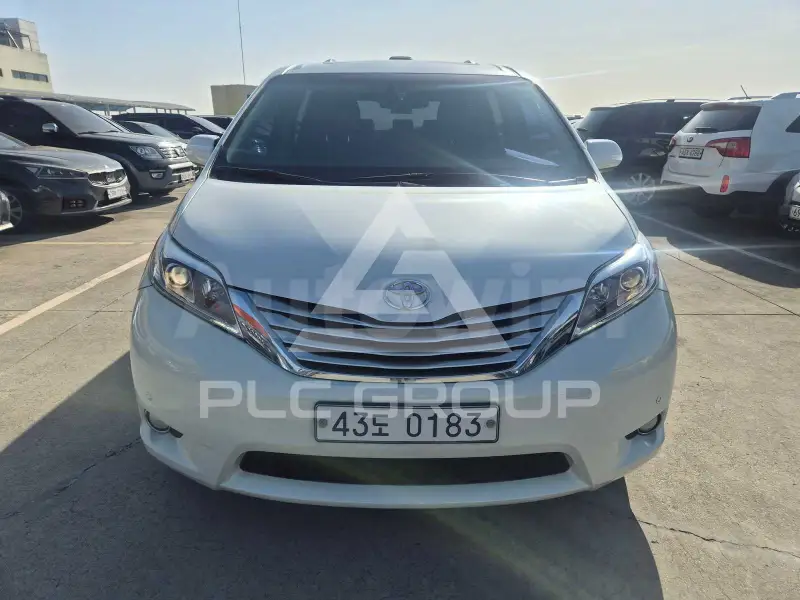 2017 Toyota SIENNA