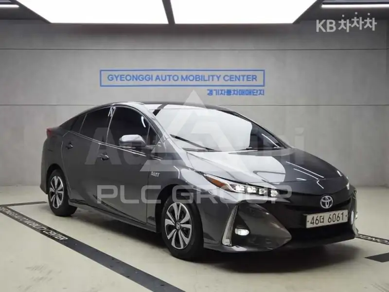 2017 Toyota PRIUS