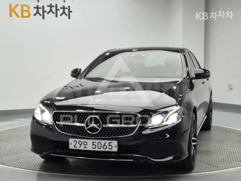 2017 Mercedes Benz E-Class