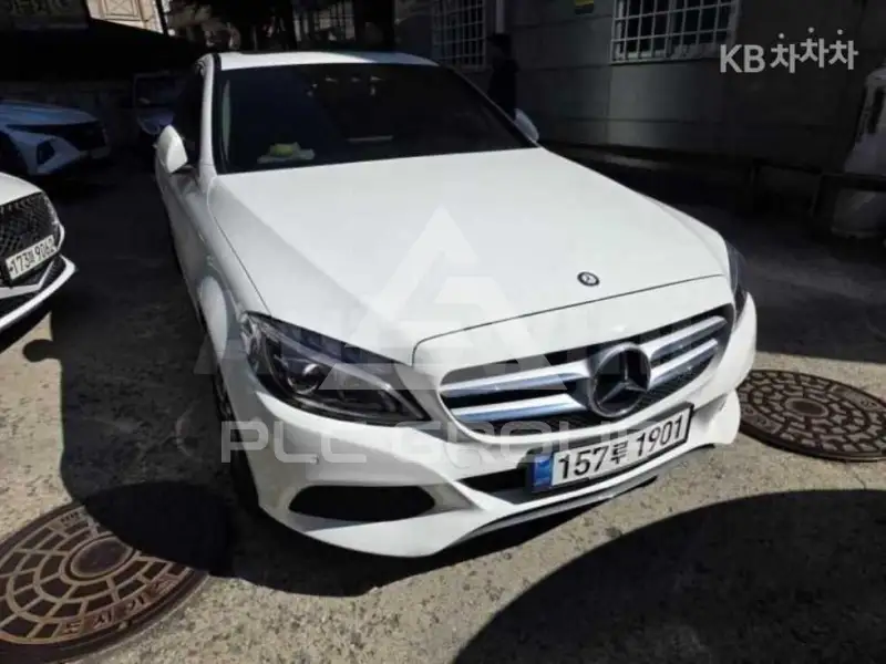 2017 Mercedes Benz C-Class
