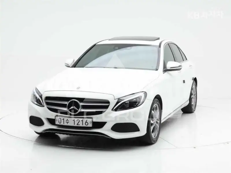 2017 Mercedes Benz C-Class