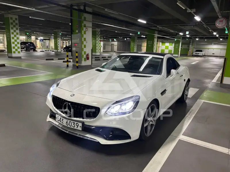 2017 Mercedes Benz SLC-Class