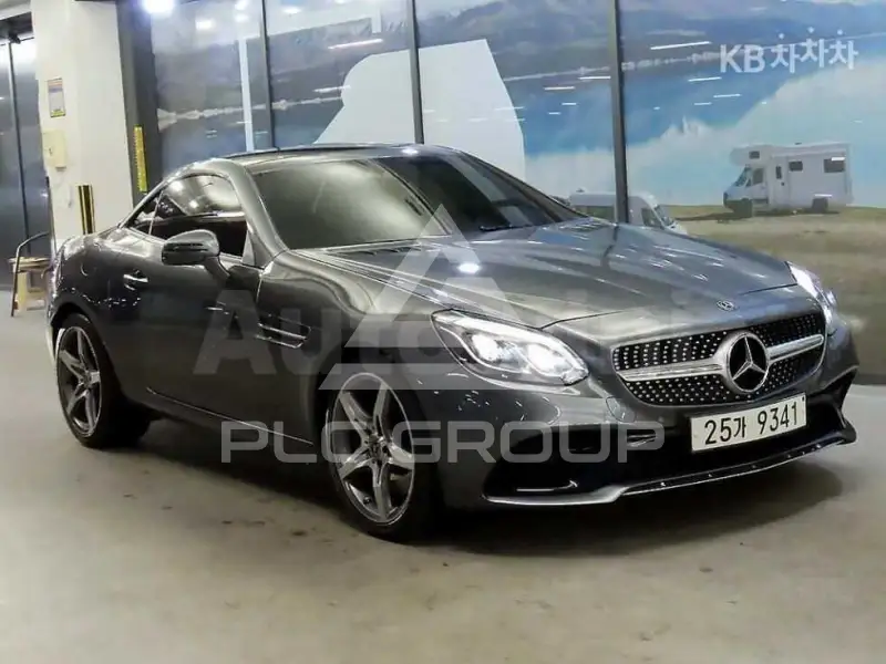 2017 Mercedes Benz SLC-Class