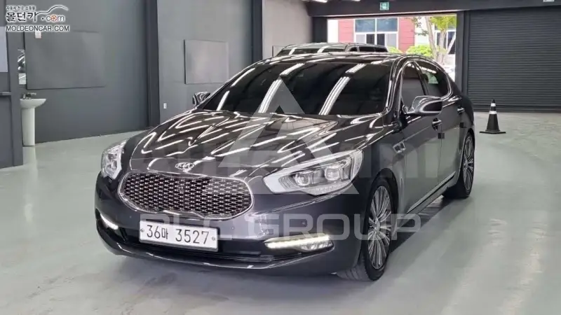 2017 KIA K9