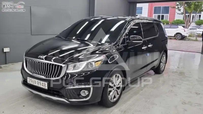 2017 KIA Carnival
