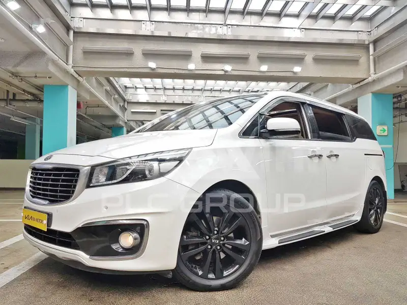 2017 KIA Carnival