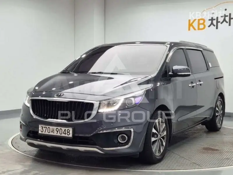 2017 KIA Carnival