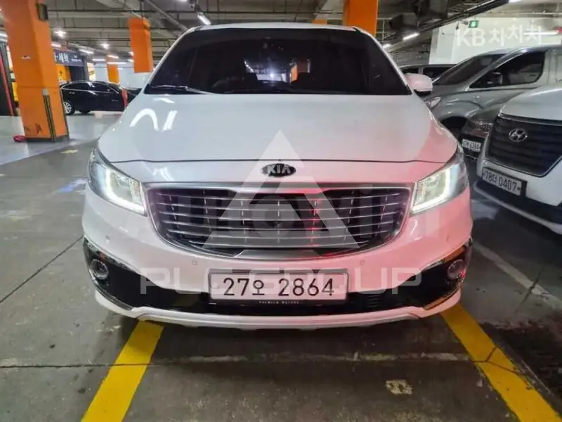 2017 KIA Carnival