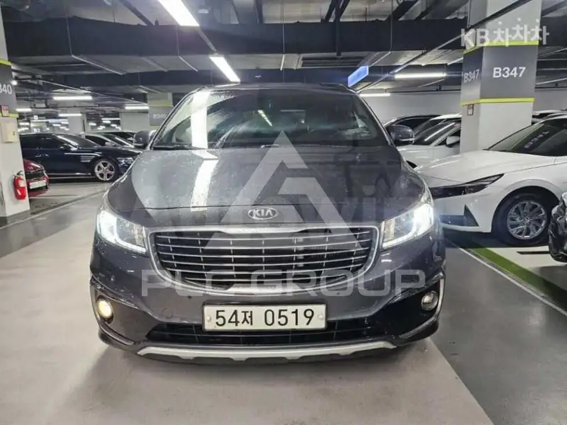 2017 KIA Carnival