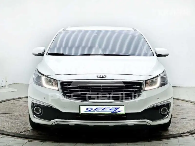 2017 KIA Carnival