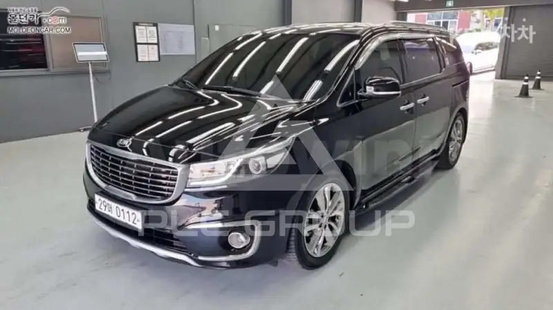 2017 KIA Carnival