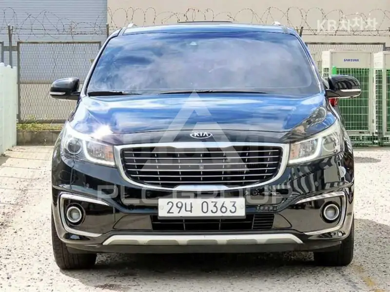 2017 KIA Carnival