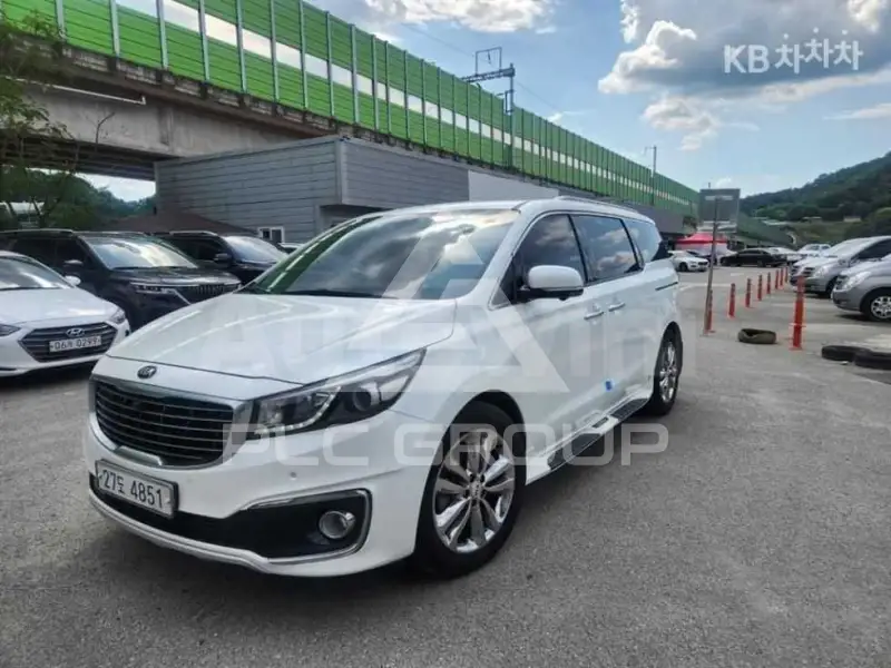 2017 KIA Carnival