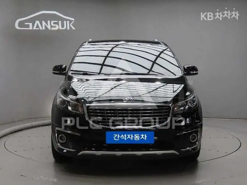 2017 KIA Carnival