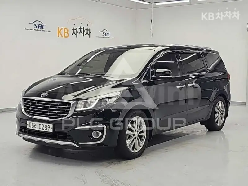 2017 KIA Carnival