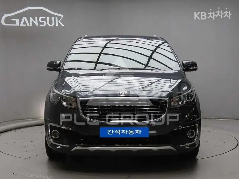 2017 KIA Carnival