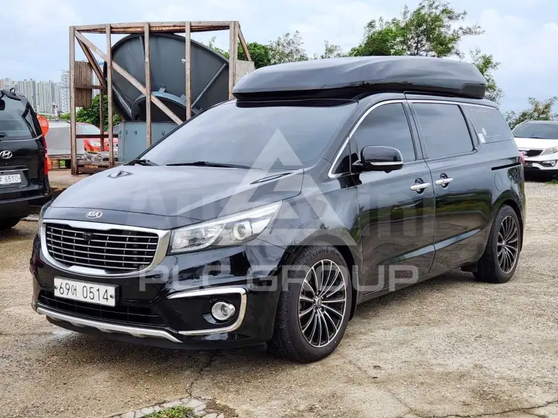 2017 KIA Carnival