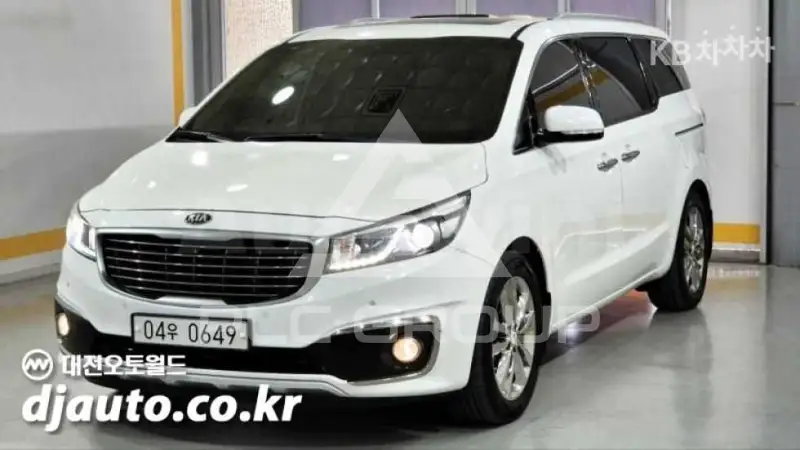 2017 KIA Carnival
