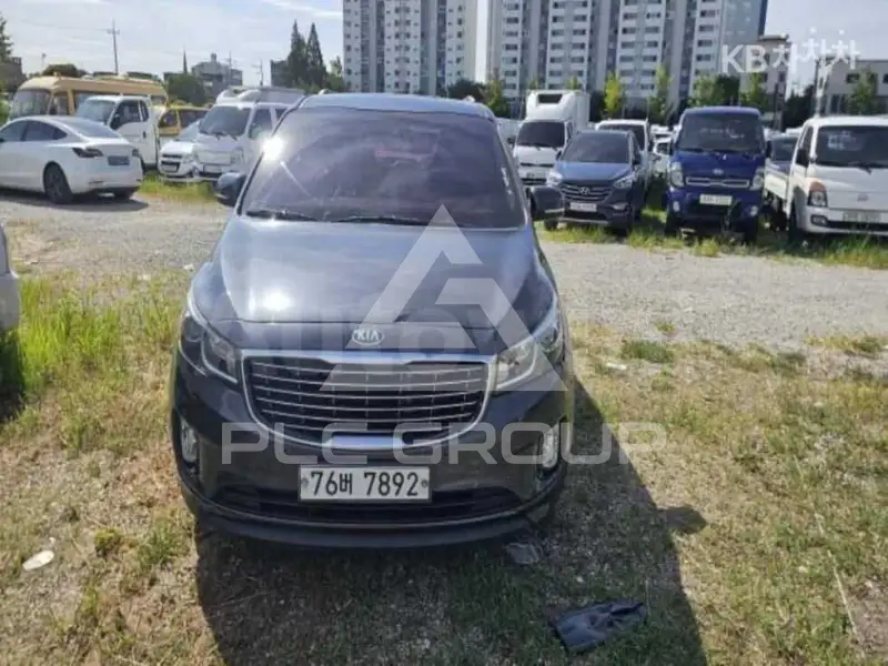 2017 KIA Carnival