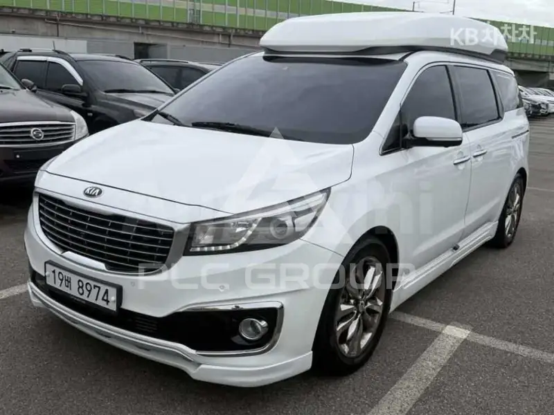 2017 KIA Carnival