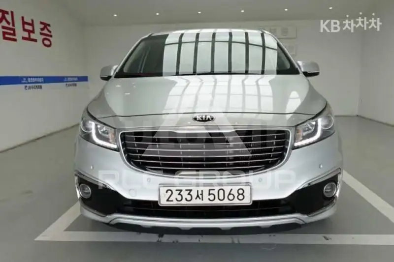 2017 KIA Carnival