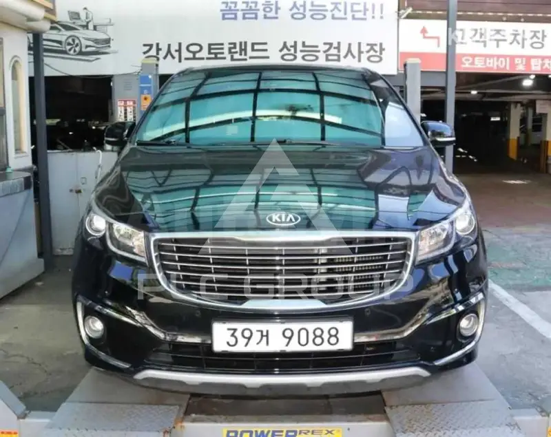 2017 KIA Carnival