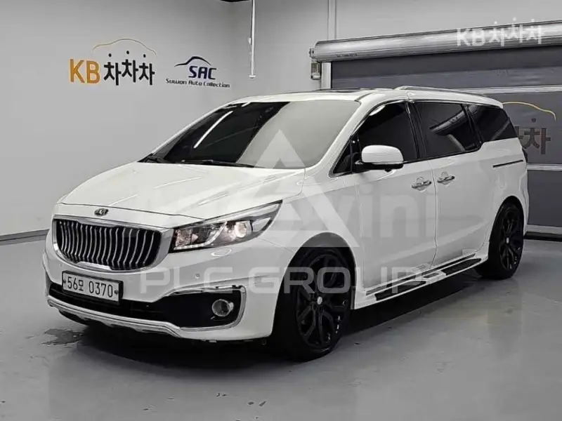 2017 KIA Carnival