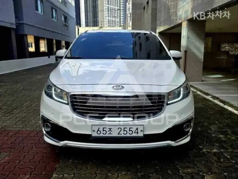 2017 KIA Carnival