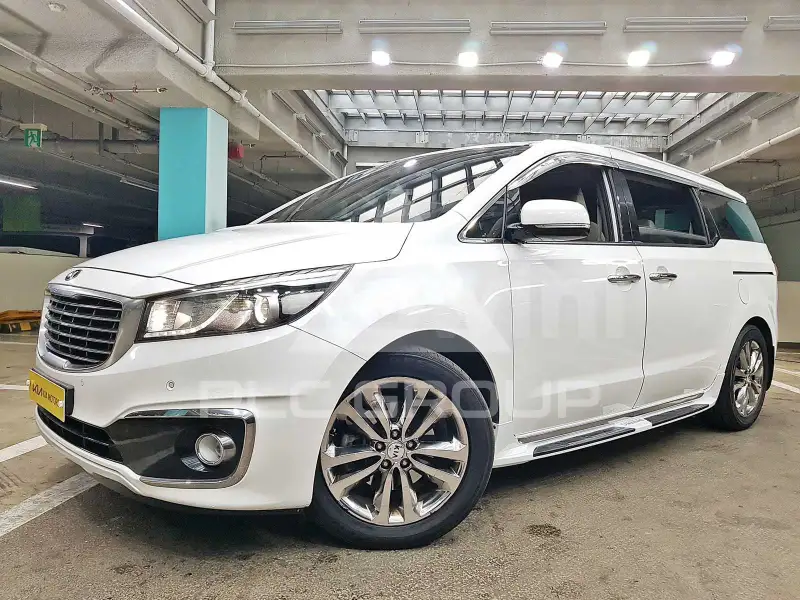 2017 KIA Carnival