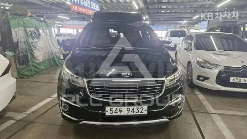 2017 KIA Carnival