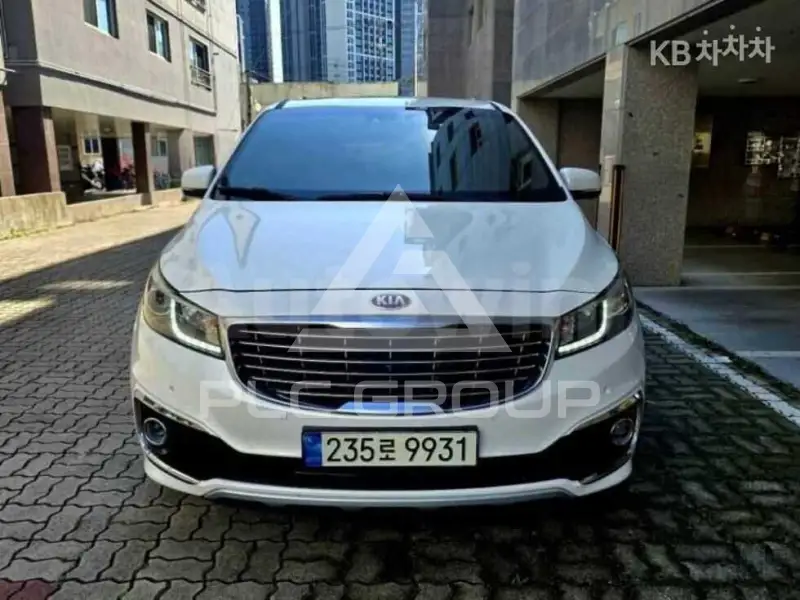 2017 KIA Carnival