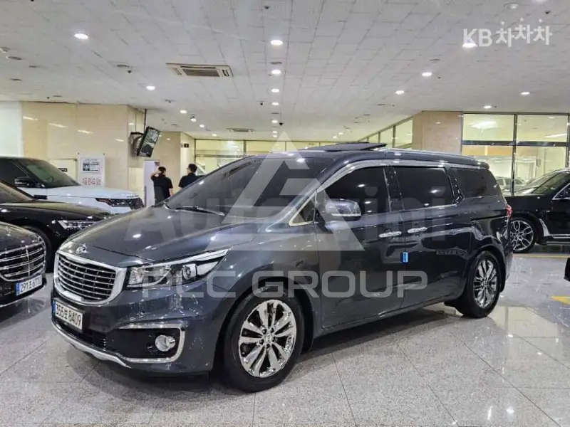 2017 KIA Carnival