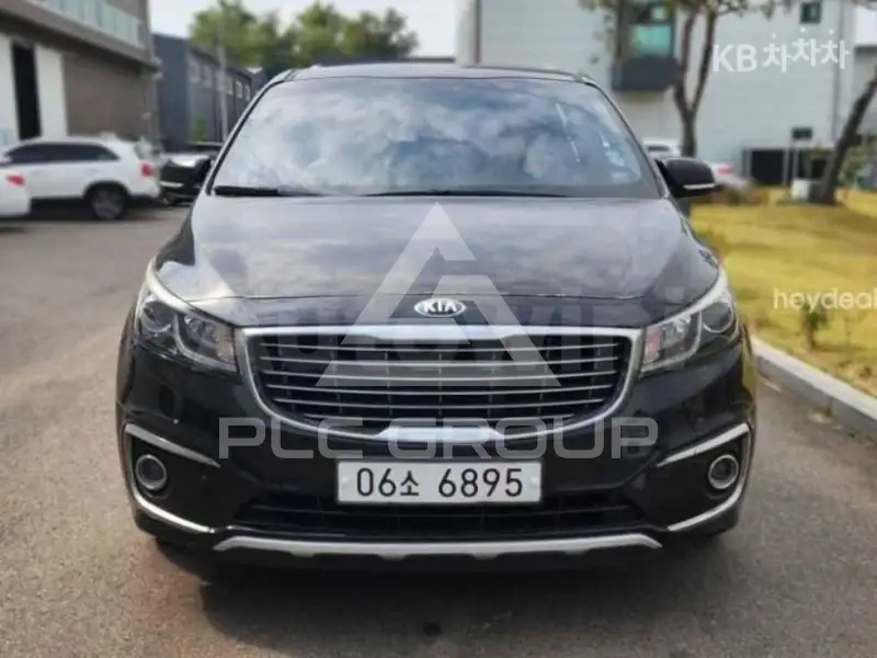2017 KIA Carnival