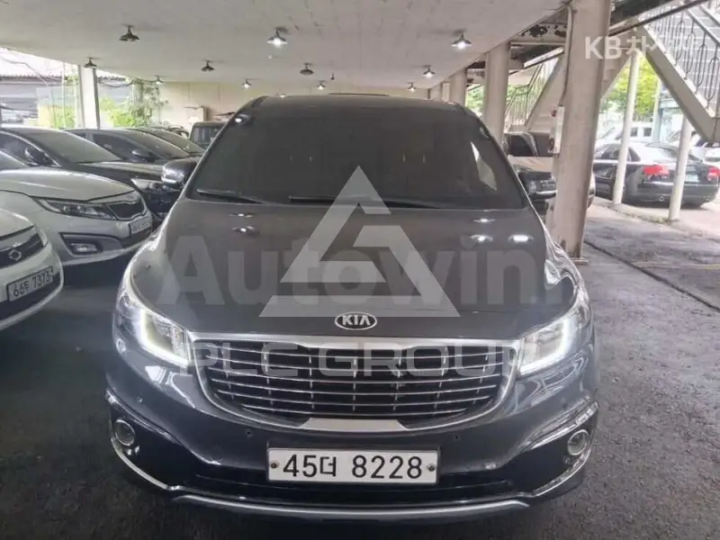 2017 KIA Carnival