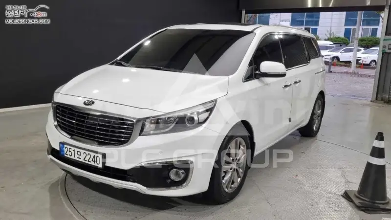 2017 KIA Carnival