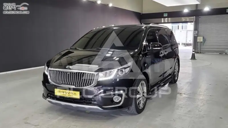 2017 KIA Carnival