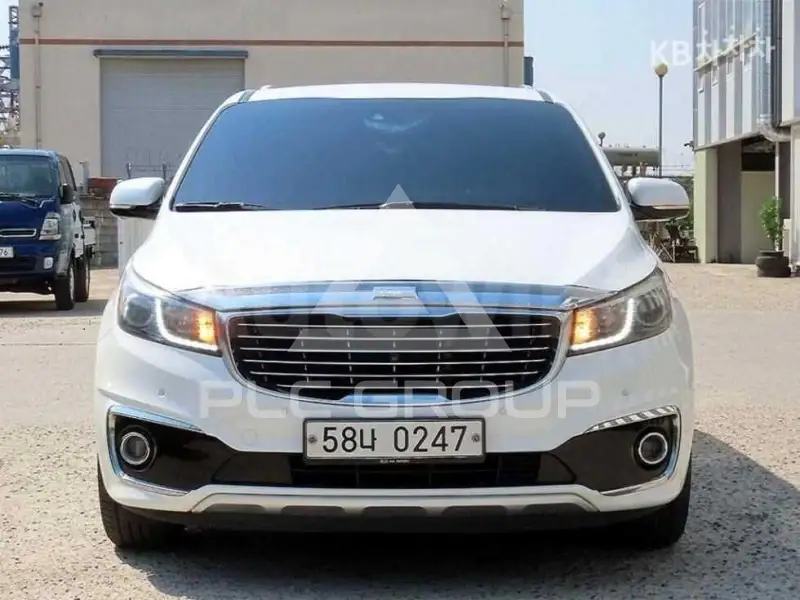 2017 KIA Carnival
